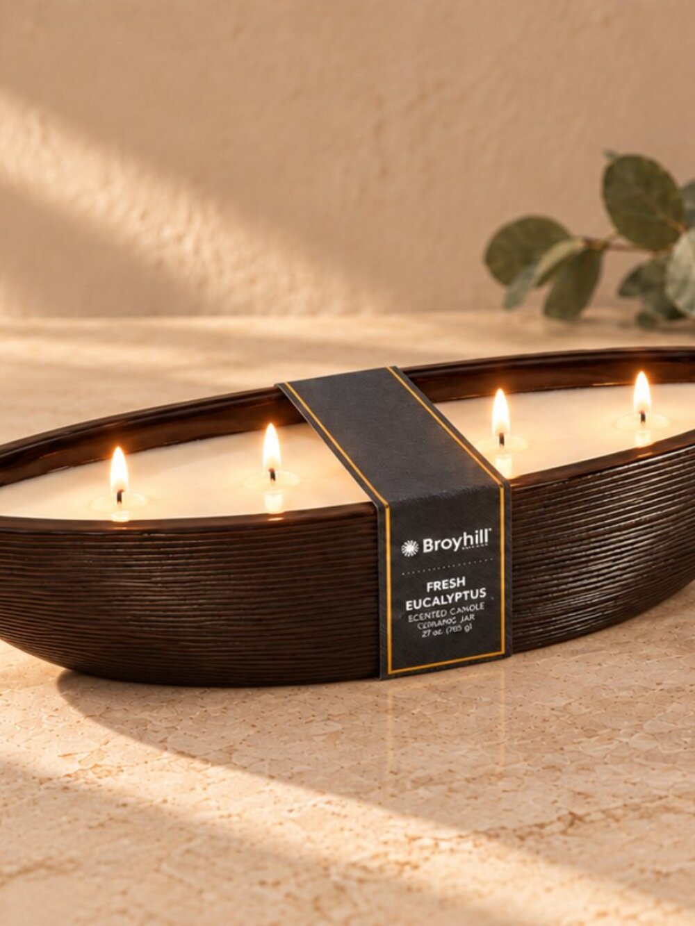 Broyhill Homeward Fresh Eucalyptus 4-Wick Candle 27 oz Brown Ceramic Boat NWT